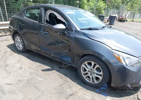 2017 Toyota Yaris Ia z USA, uszkodzony, nr VIN 3MYDLBYV2HY185322